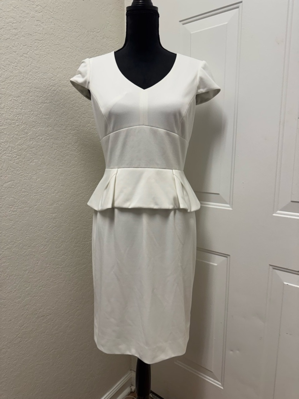 ANTONIO MELANI White V-Neck Peplum Midi Dress